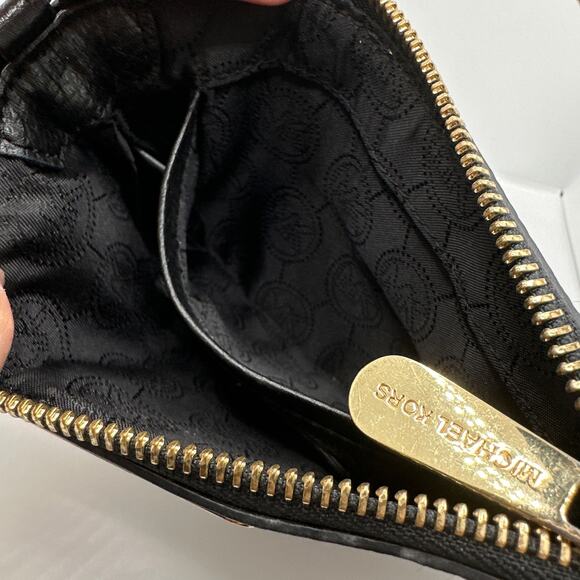 MICHAEL KORS Signature Canvas Wristlet / Mini Purse - Picture 6 of 8